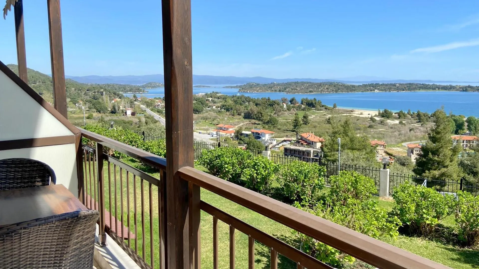 Panorama Dream Studios Apartments Βουρβουρού