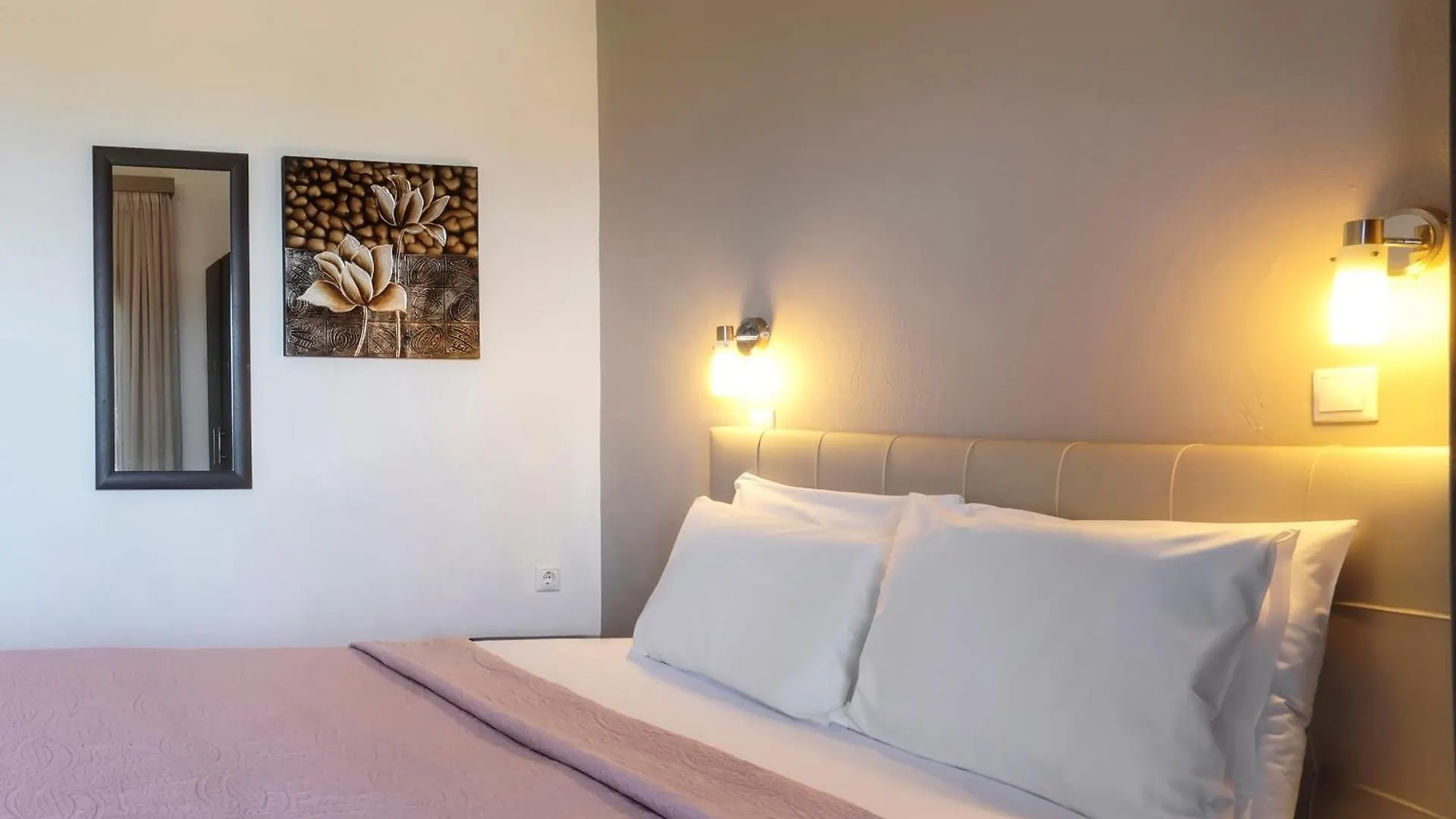 Panorama Dream Studios Apartments Vourvourou