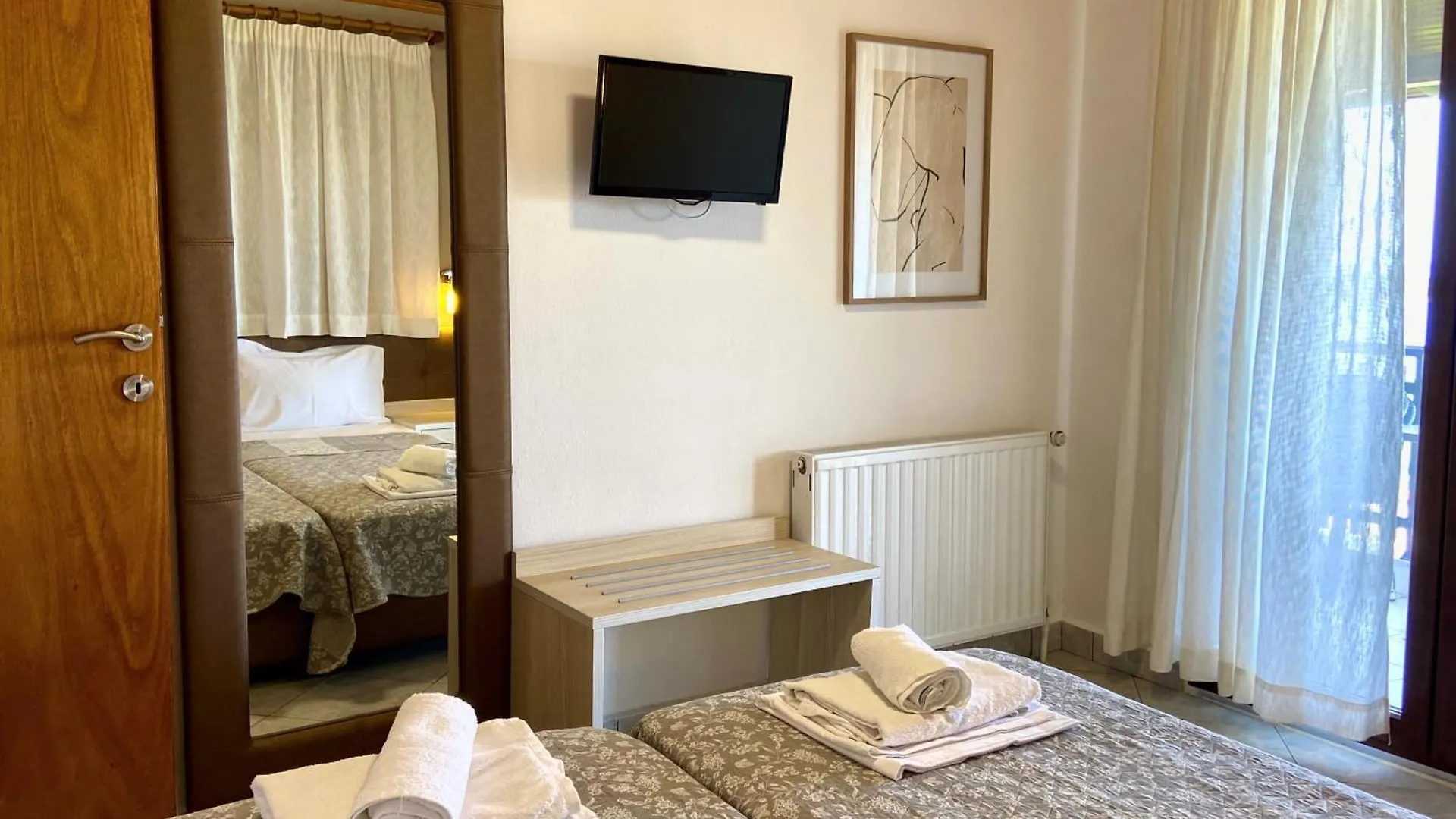 Panorama Dream Studios Apartments Vourvourou 0*,  Greece