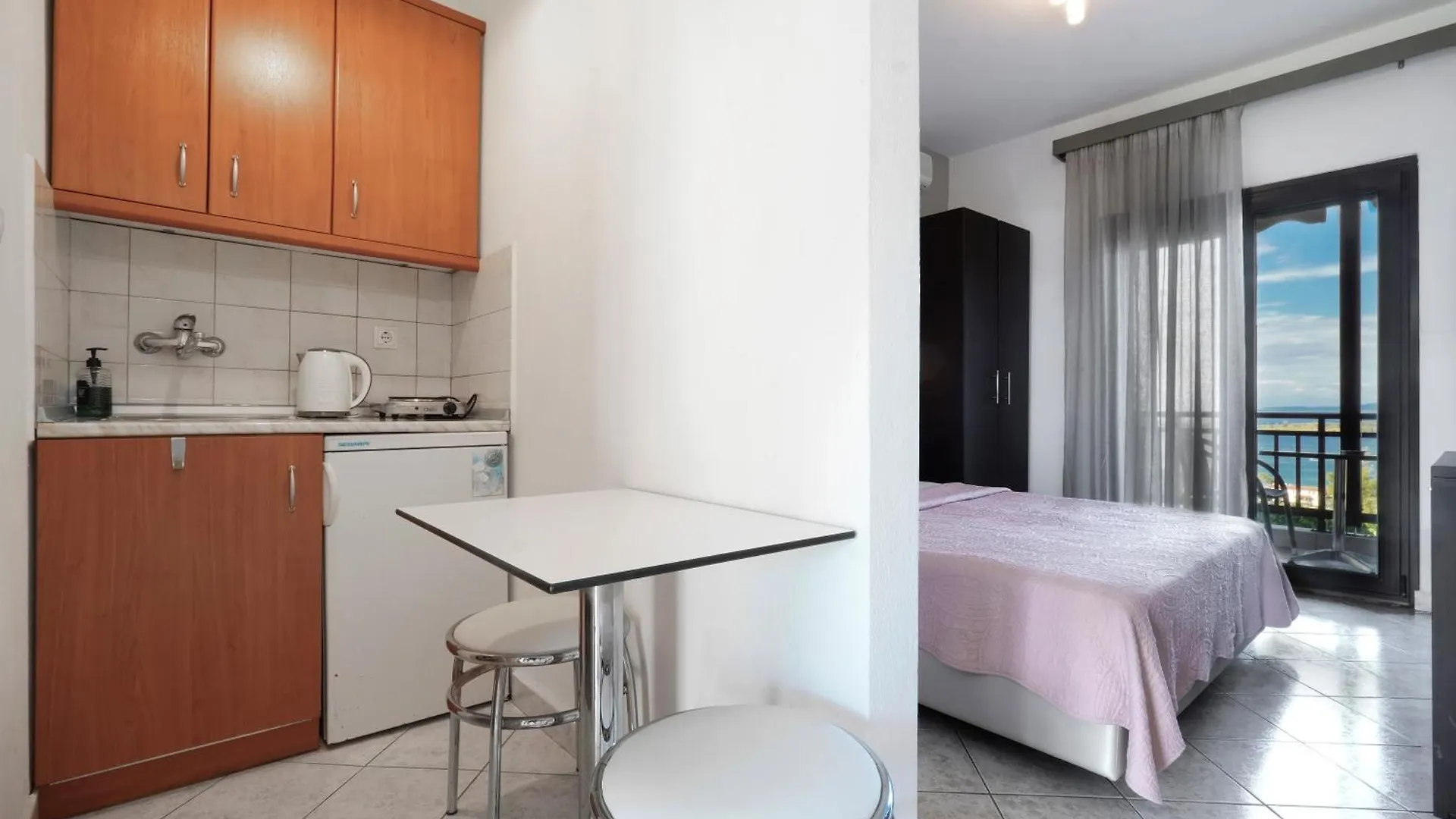 Panorama Dream Studios Apartments Vourvourou