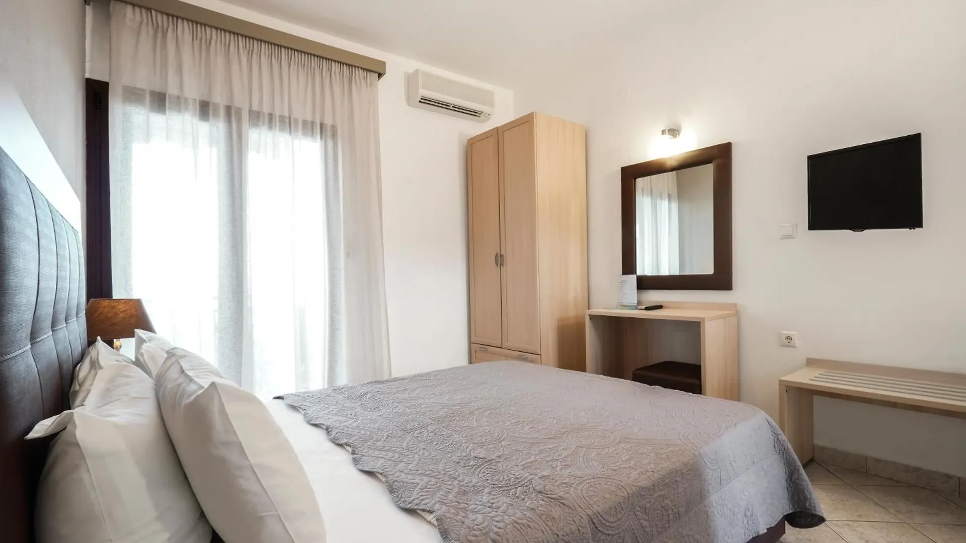 Panorama Dream Studios Apartments Vourvourou